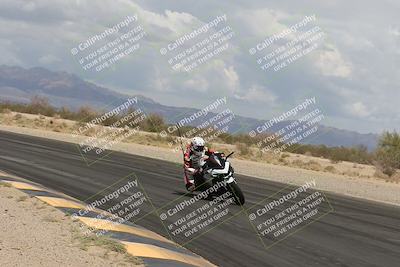 media/May-05-2025-Moto Forza (Mon) [[3c1838c5e5]]/3-C Group/Session 2 (Turn 7 Inside)/